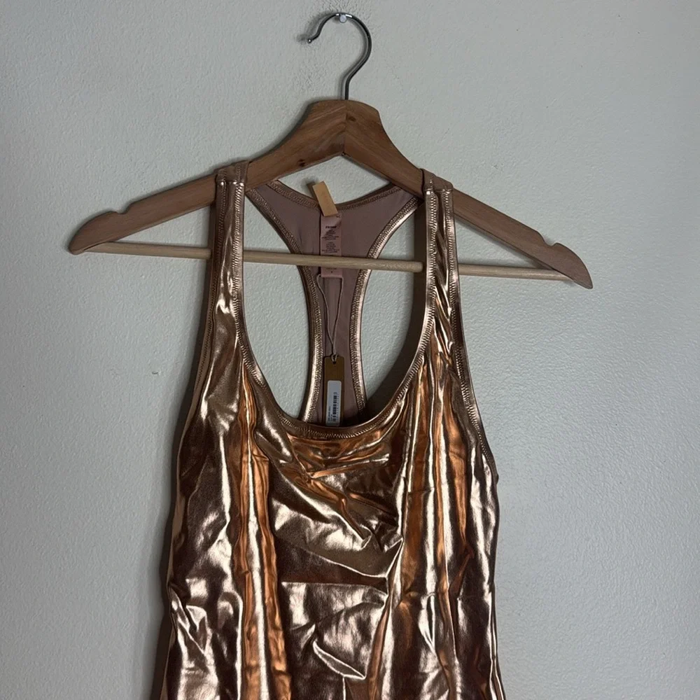 SKIMS Metallic Swim Cycle Suit - Champagne dude medium swim festival rave M